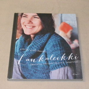 Veera Välimäki Lankaleikki - Neuleita käsinvärjätyistä langoista